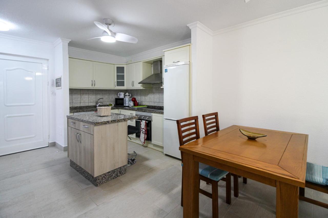 ארונה El Rincon - Los Cristianos Sea View Apartment With 2 Bedrooms And 2 Bathrooms מראה חיצוני תמונה