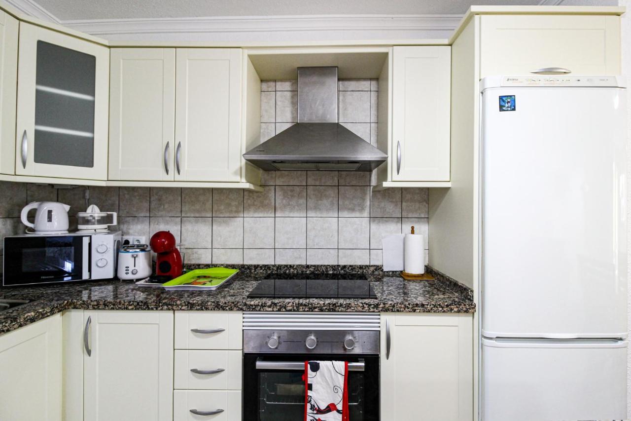 ארונה El Rincon - Los Cristianos Sea View Apartment With 2 Bedrooms And 2 Bathrooms מראה חיצוני תמונה