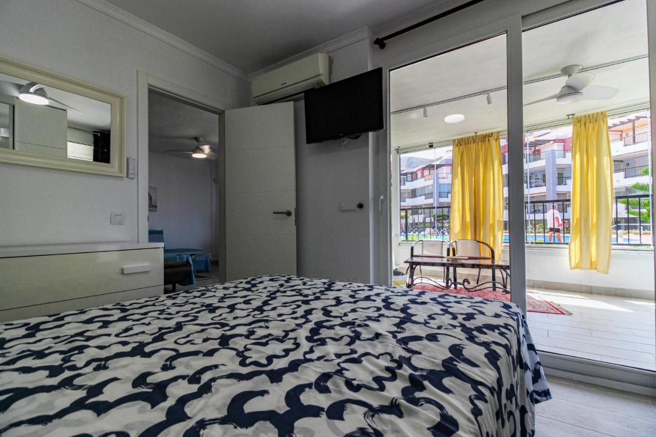 ארונה El Rincon - Los Cristianos Sea View Apartment With 2 Bedrooms And 2 Bathrooms מראה חיצוני תמונה